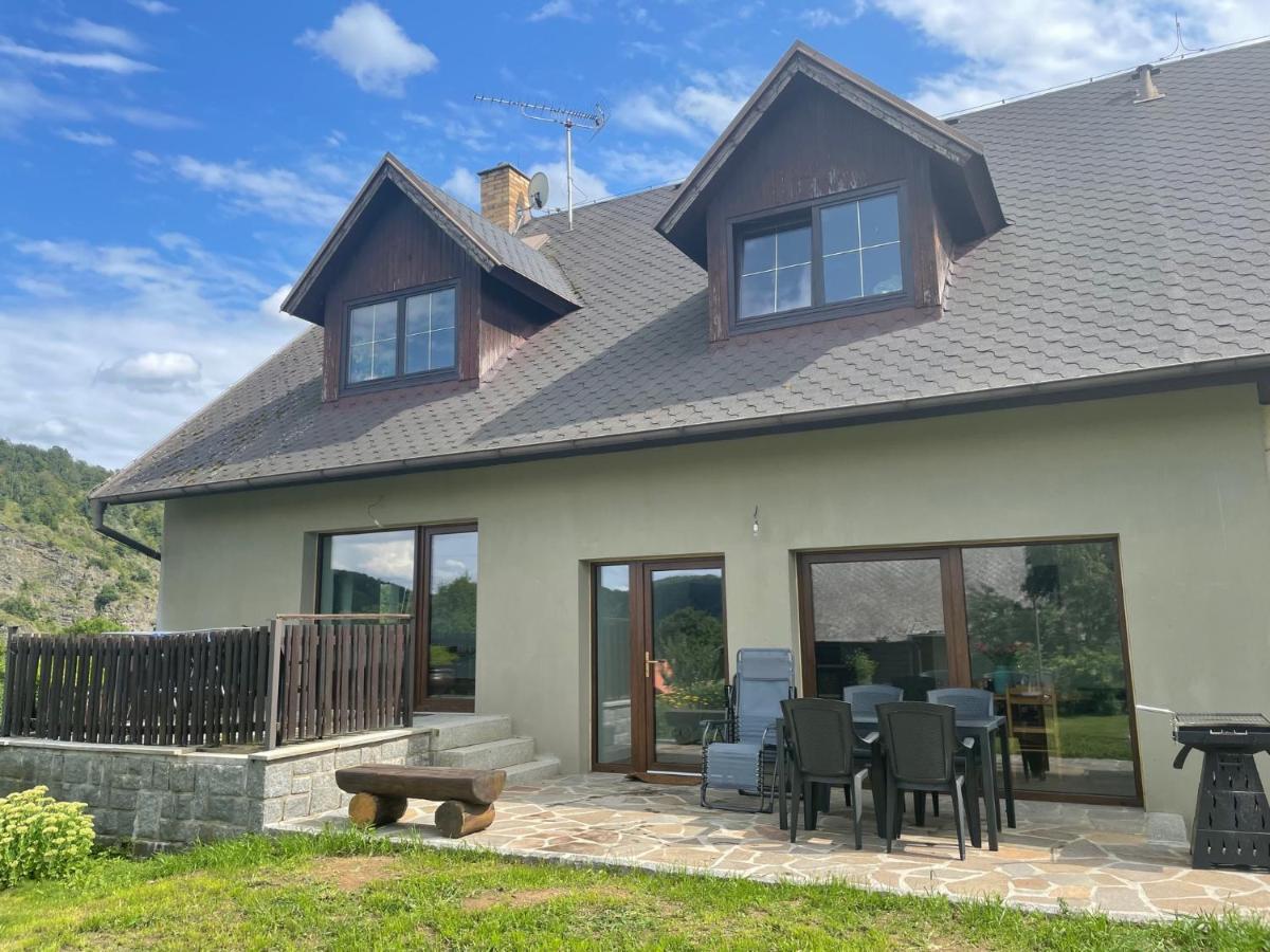Runch Smilovice Vila Chotilsko Exterior foto